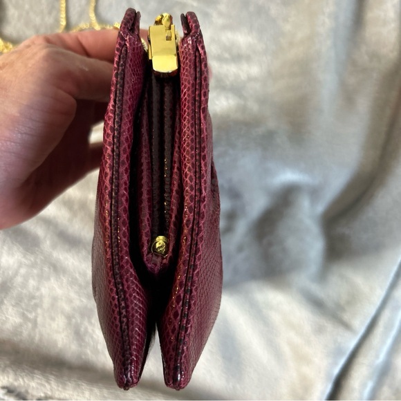 Judith Leiber Lizard Skin Purse with Gold Toned Hardware - Picture 9 of 14